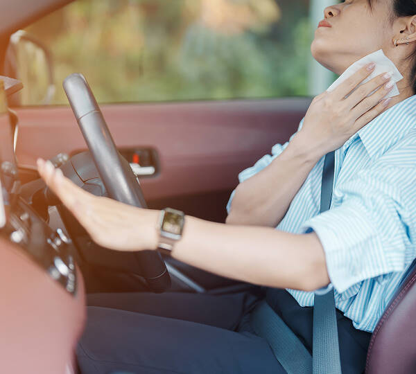 症状：冷たい風が出ない（コンプレッサー等の点検）